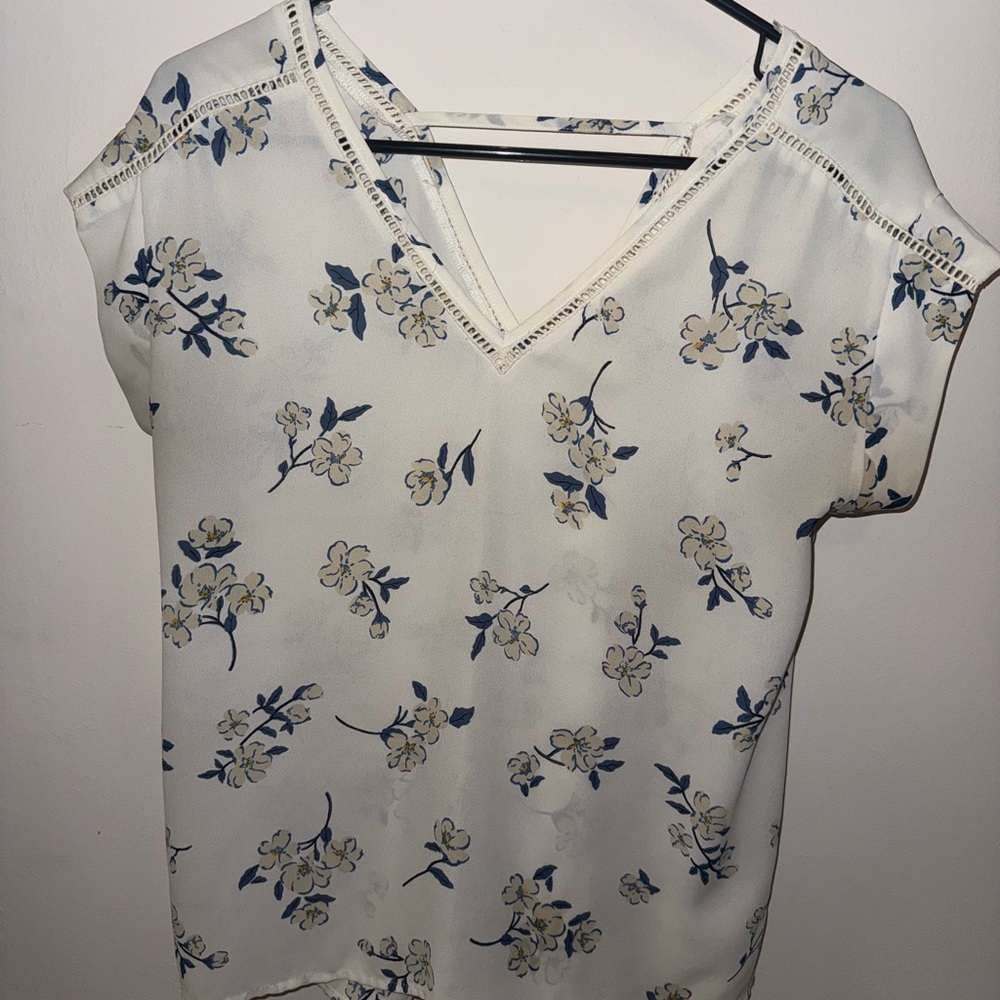 Sienna Sky White and Blue Floral Blouse